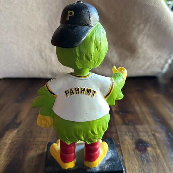 Pittsburgh pirate parrot bobblehead 2016 Hand Painted - Picture 4 of 4
